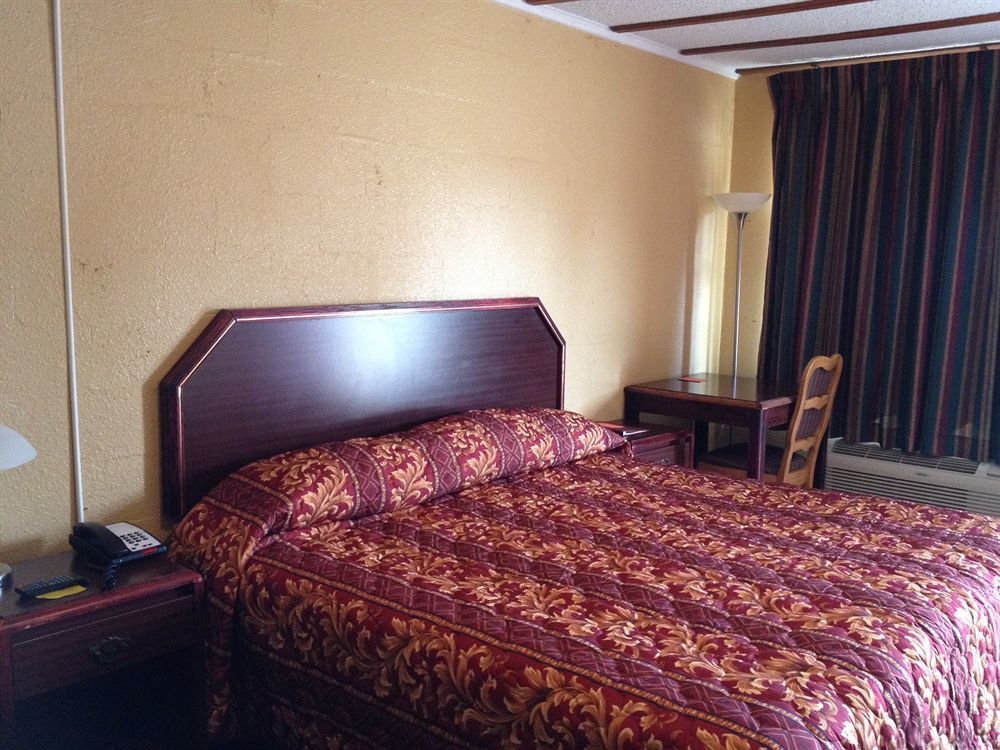 Hugo Holiday Motel מראה חיצוני תמונה