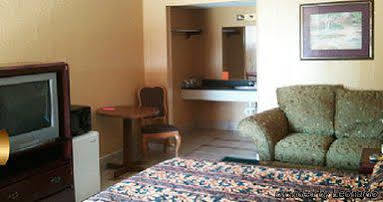 Hugo Holiday Motel מראה חיצוני תמונה