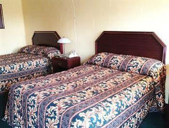 Hugo Holiday Motel מראה חיצוני תמונה